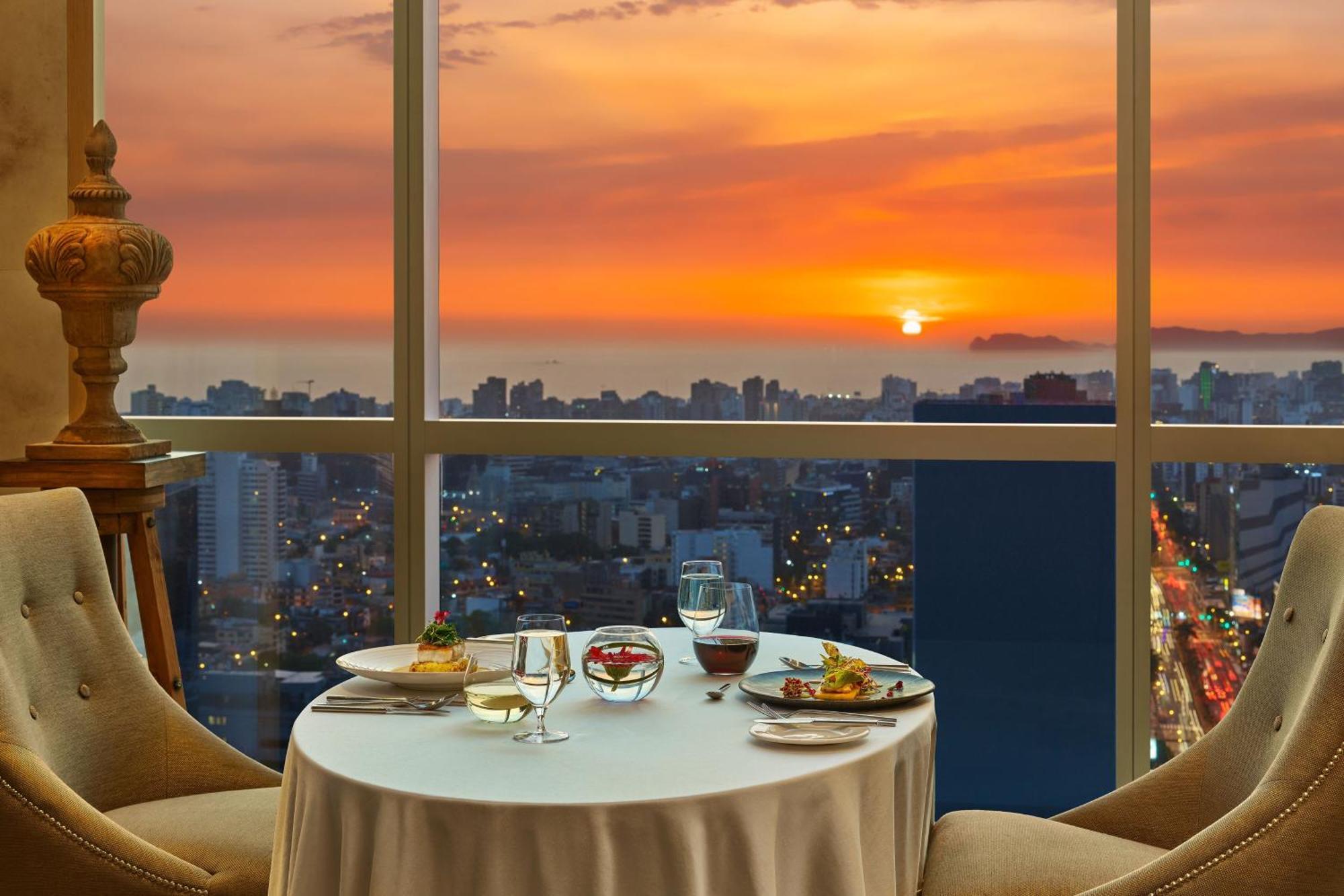 The Westin Lima Hotel & Convention Center Exterior foto