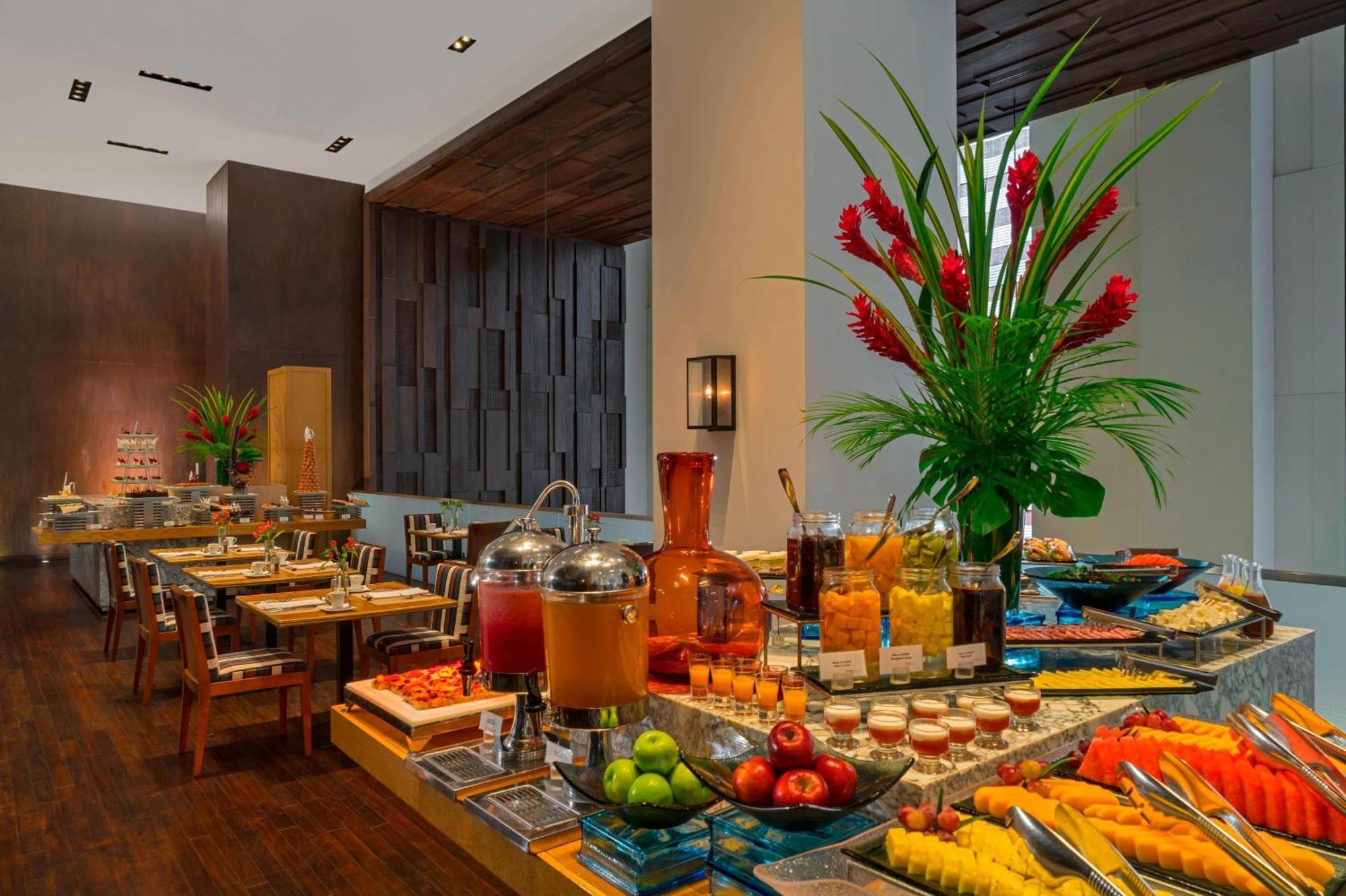 The Westin Lima Hotel & Convention Center Exterior foto